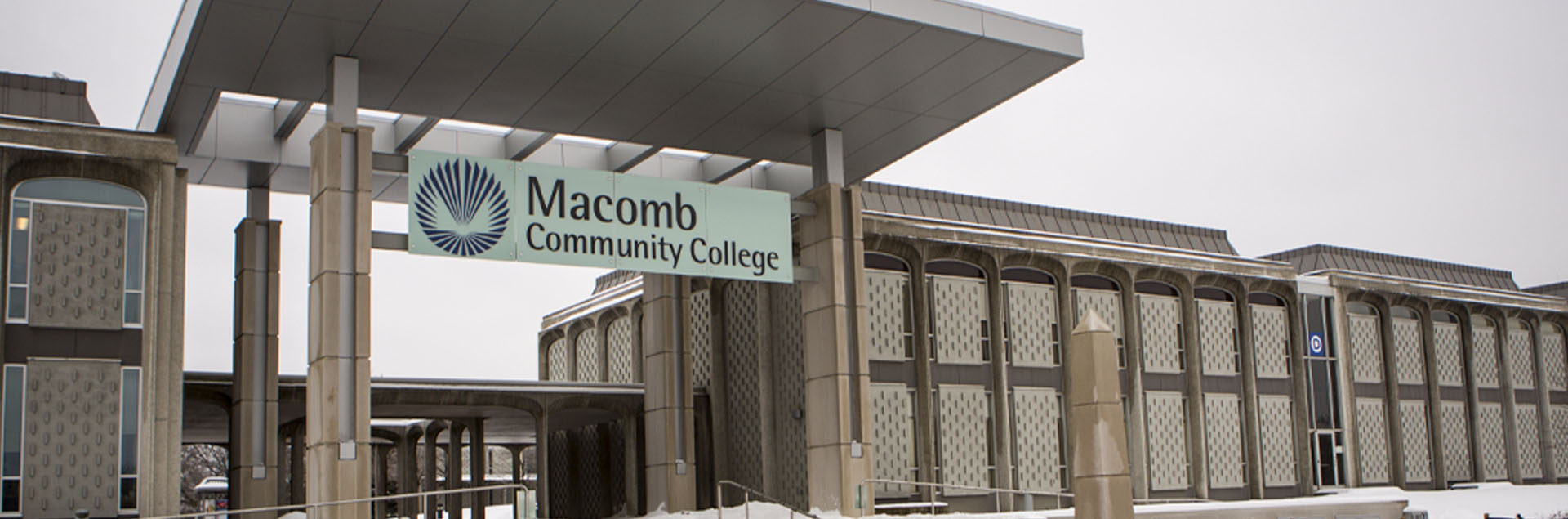 macomb entrance